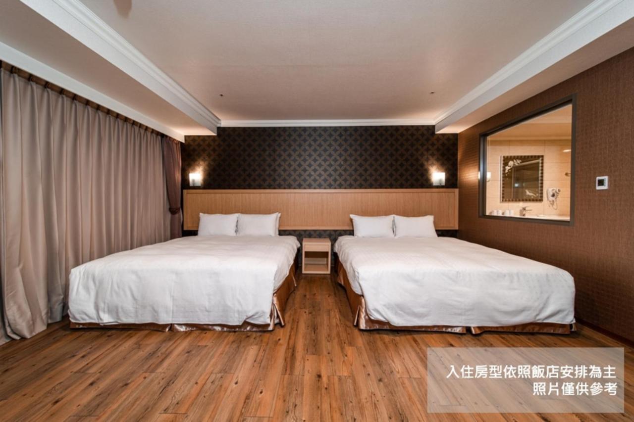Fish Hotel-Pingtung Extérieur photo